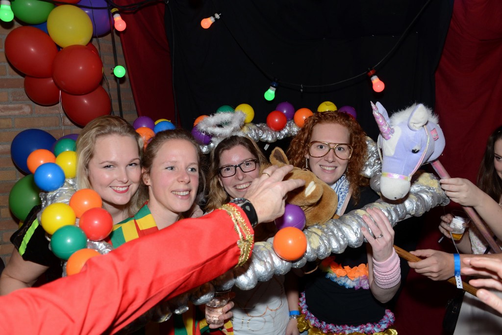 ../Images/Jubileum feest 5x11 219.jpg